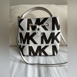 Michael Kors Crossbody Tote Bag